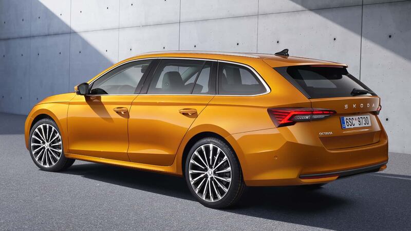 Skoda Octavia 2024, guarda tutte le foto 16