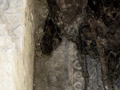 Roma, piccola Pompei emerge dagli scavi della metro