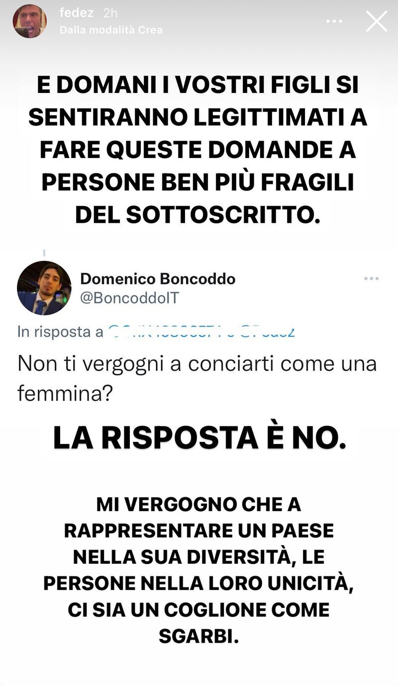 Storia di Fedez contro Sgarbi