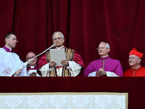 Prima donna a capo del Governatorato vaticano, Leone XIV rimedia alla "svista" di Francesco