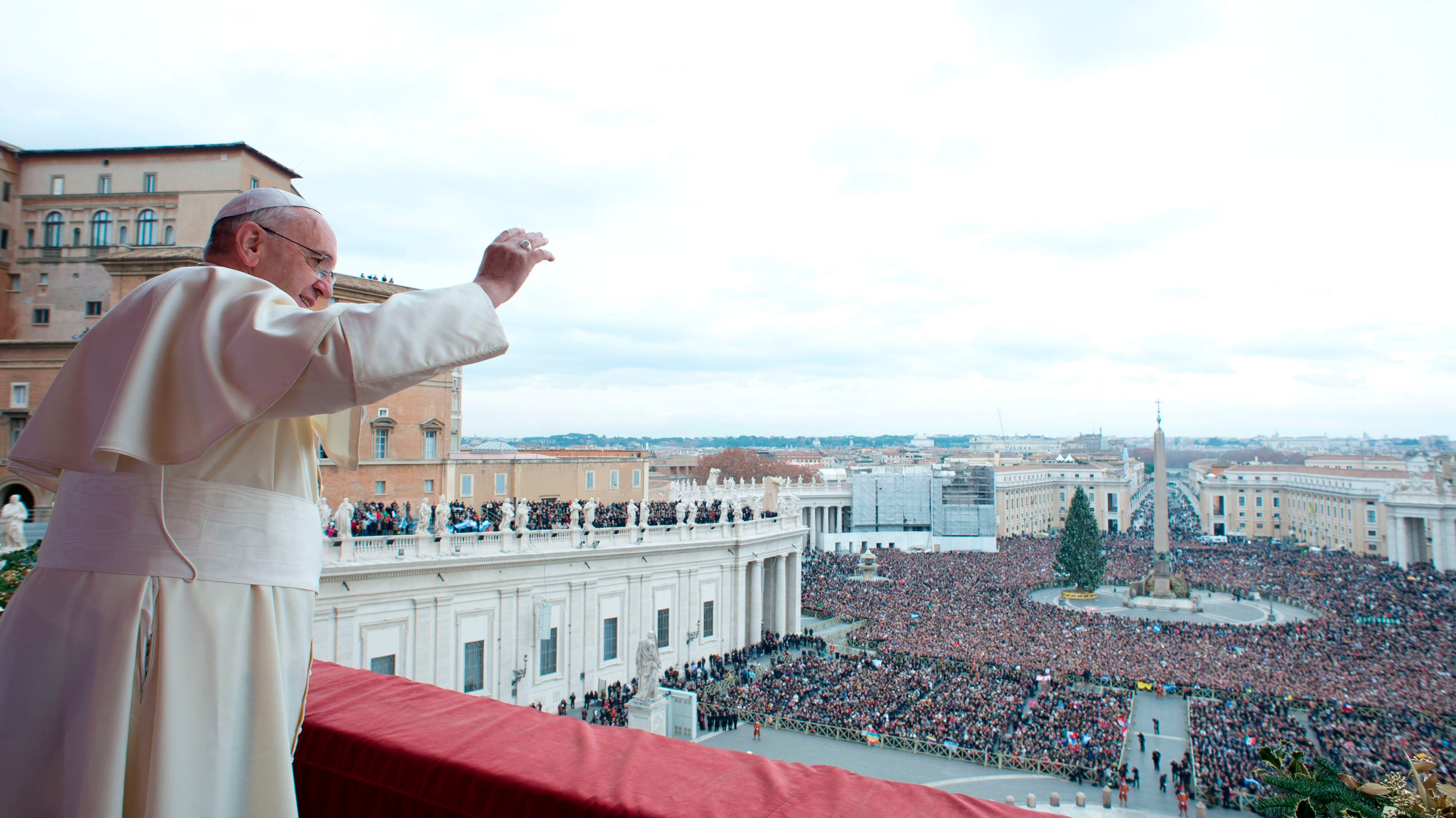Il Papa comunicatore benedice internet: "È un dono di Dio"