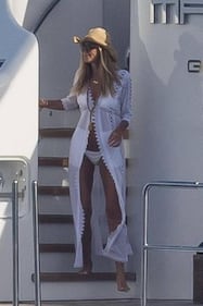 Elle Macpherson, fisico mozzafiato a Saint Tropez 4