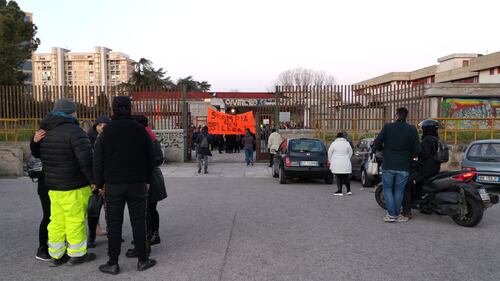 Manifestazioni contro la Lega a Scampia 8