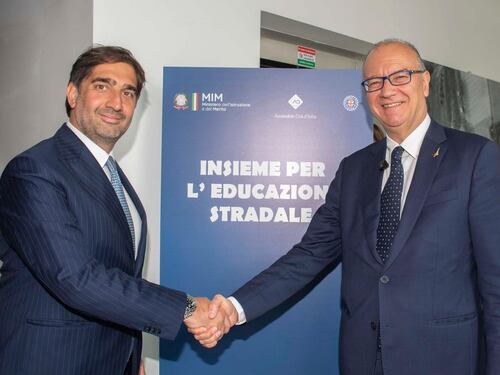 Aci e Mim "insieme per la sicurezza stradale": 650 studenti coinvolti. Il videomessaggio di Kimi Antonelli
