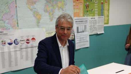 D'Alfonso (Pd) conquista l'Abruzzo