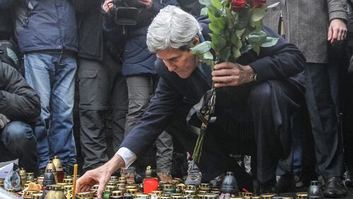 John Kerry al Maidan di Kiev 3