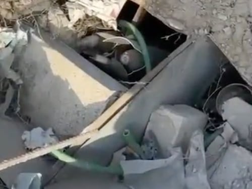 Ecco il video che smaschera gli ultrà filopalestinesi: spunta un lanciamissili nel cimitero