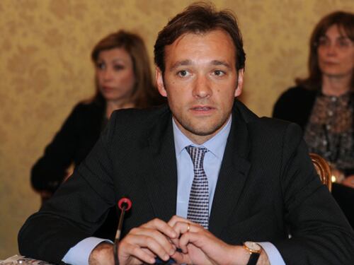 Pd, bufera su Matteo Richetti: "Non ha pagato le sue quote"