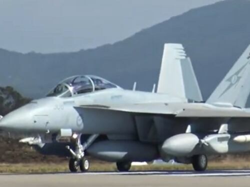 I due piloti dispersi e il jet precipitato: cos'è successo al jet "Zapper" Usa