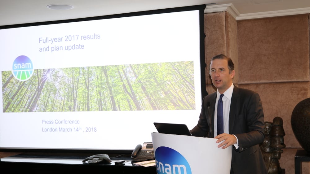 Snam scommette sul buy back. Investimenti per 5,2 miliardi