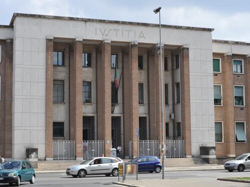 Malnutrita e abbandonata, condannati per omicidio responsabili struttura per anziani