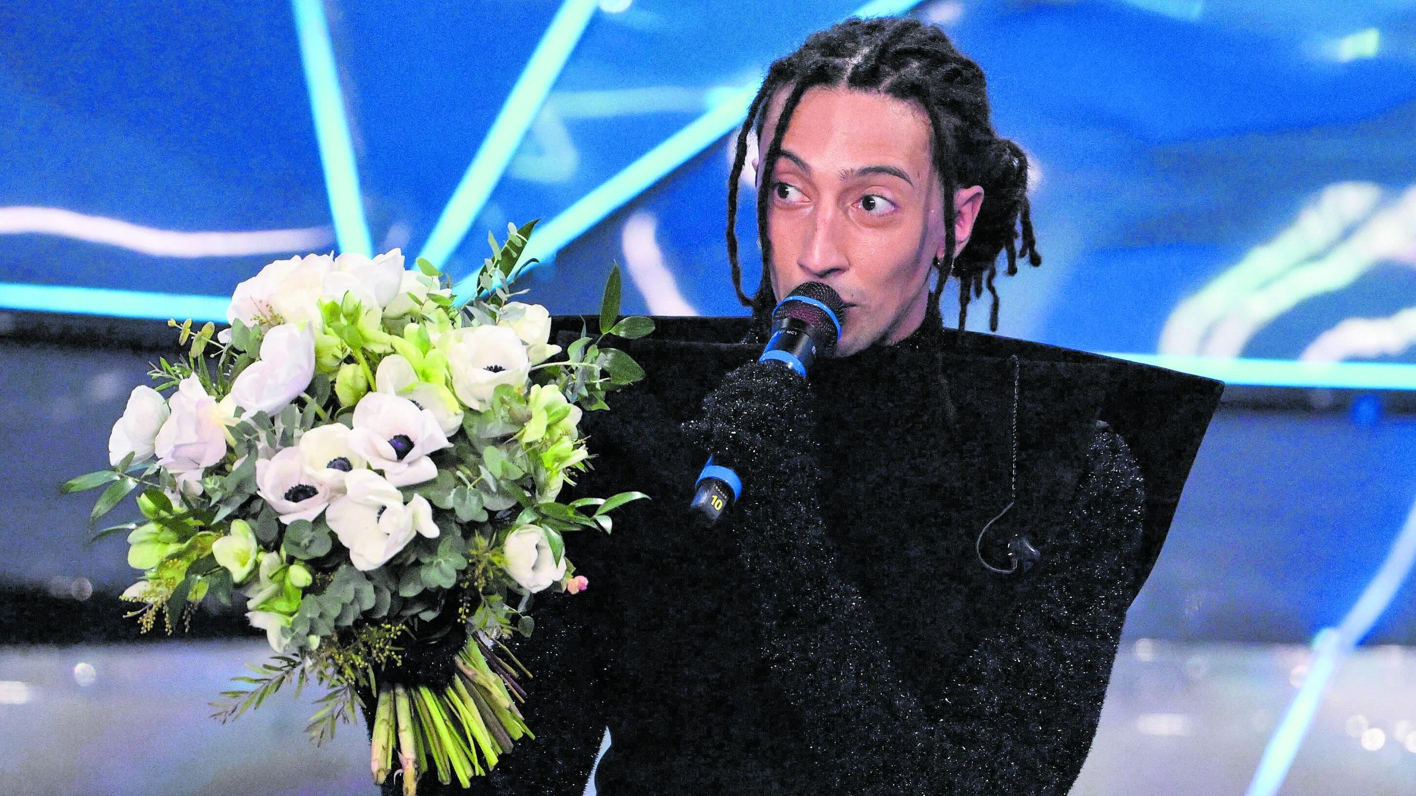 Tra i testimonial dell'armonia olimpica ora spunta Ghali, difensore dei pro Hamas