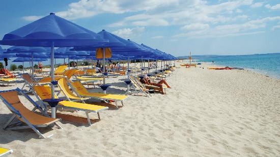Ecco il decalogo del bon ton da spiaggia