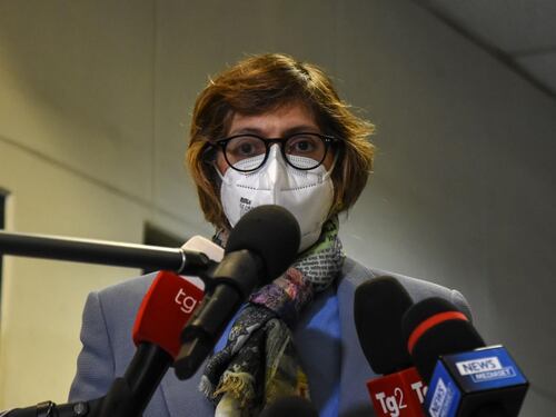 "Ti porto in tribunale", "Incredula": lite Bongiorno-Macina