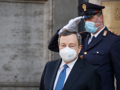 Vaccini, Def e recovery. Aprile mese decisivo per il governo Draghi