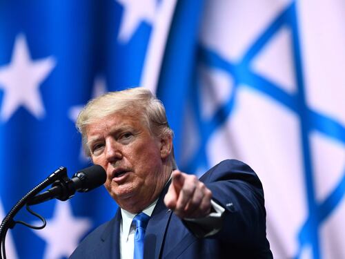 Trump, impeachment: sì della Commissione della Camera