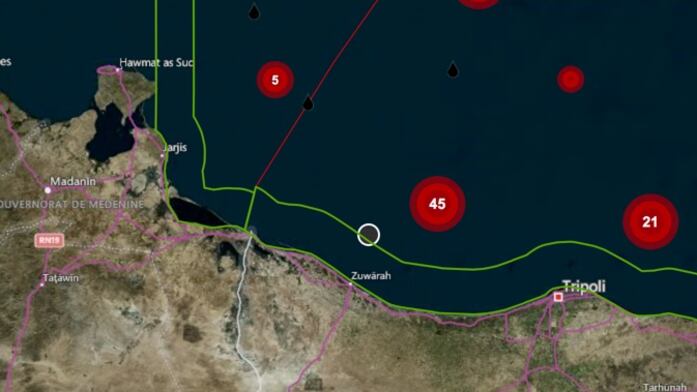 Un barcone fantasma alla deriva: "Spariti 50 migranti"