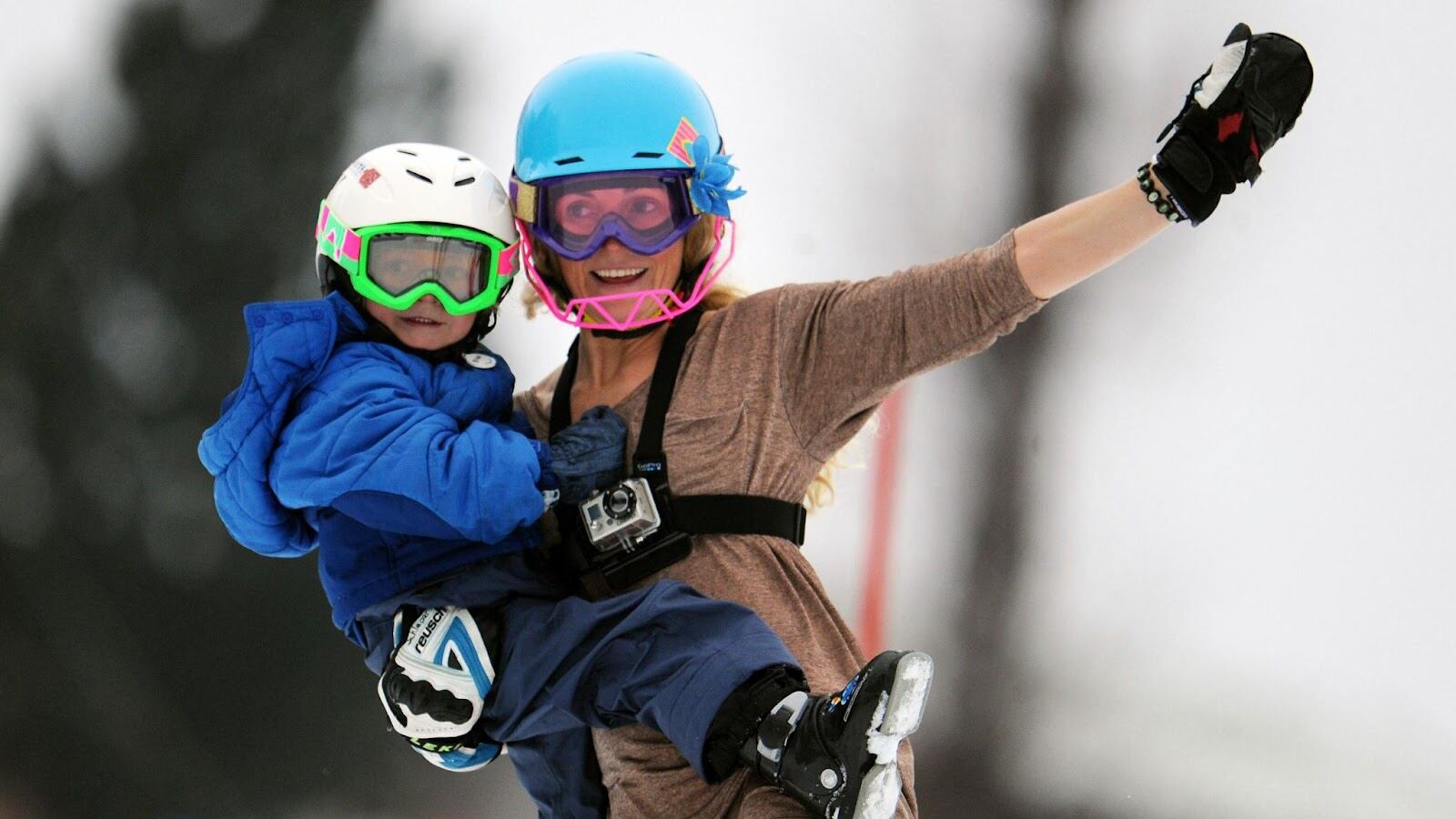 Milano-Cortina, madre e figlio in gara alle stesse Olimpiadi: ecco chi sono