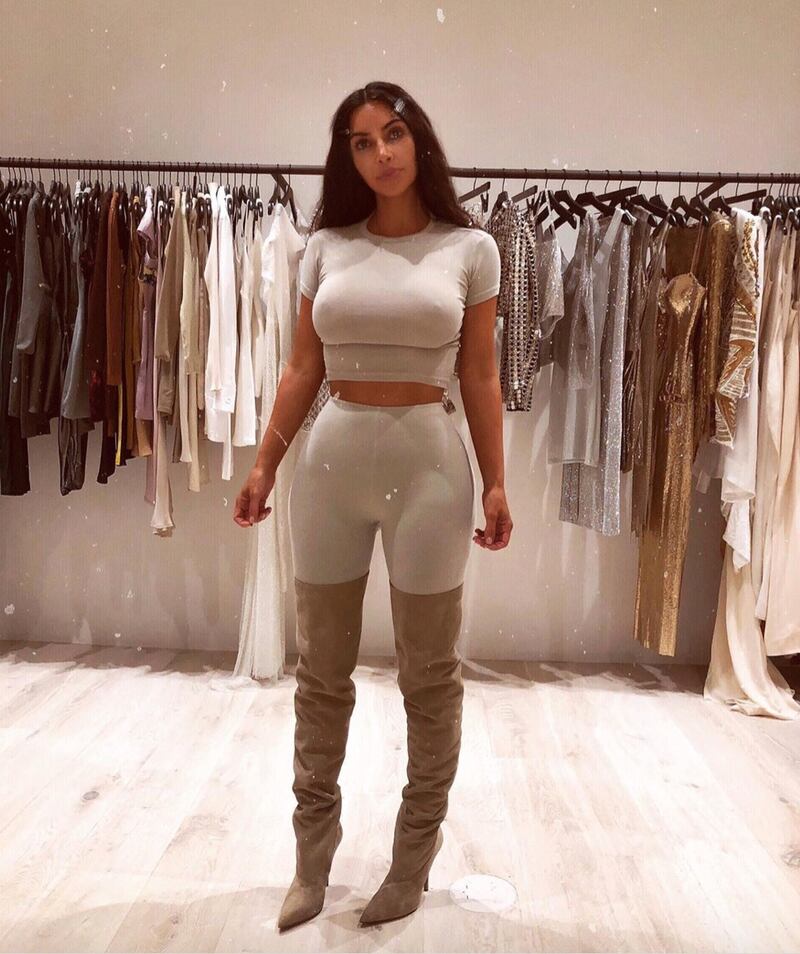 Kim Kardashian, hot in rosa su Instagram 4