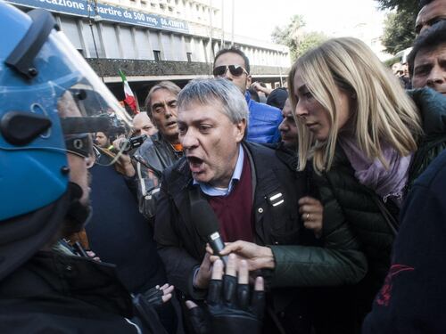 Scontri al corteo dei lavoratori Ast