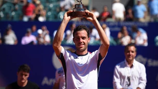Tennis, Cecchinato conquista il torneo di Buenos Aires