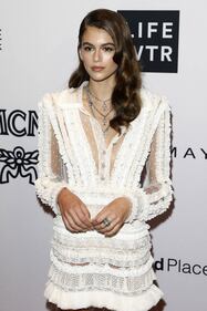 Kaia Gerber: ecco la sexy figlia di Cindy Crawford 16