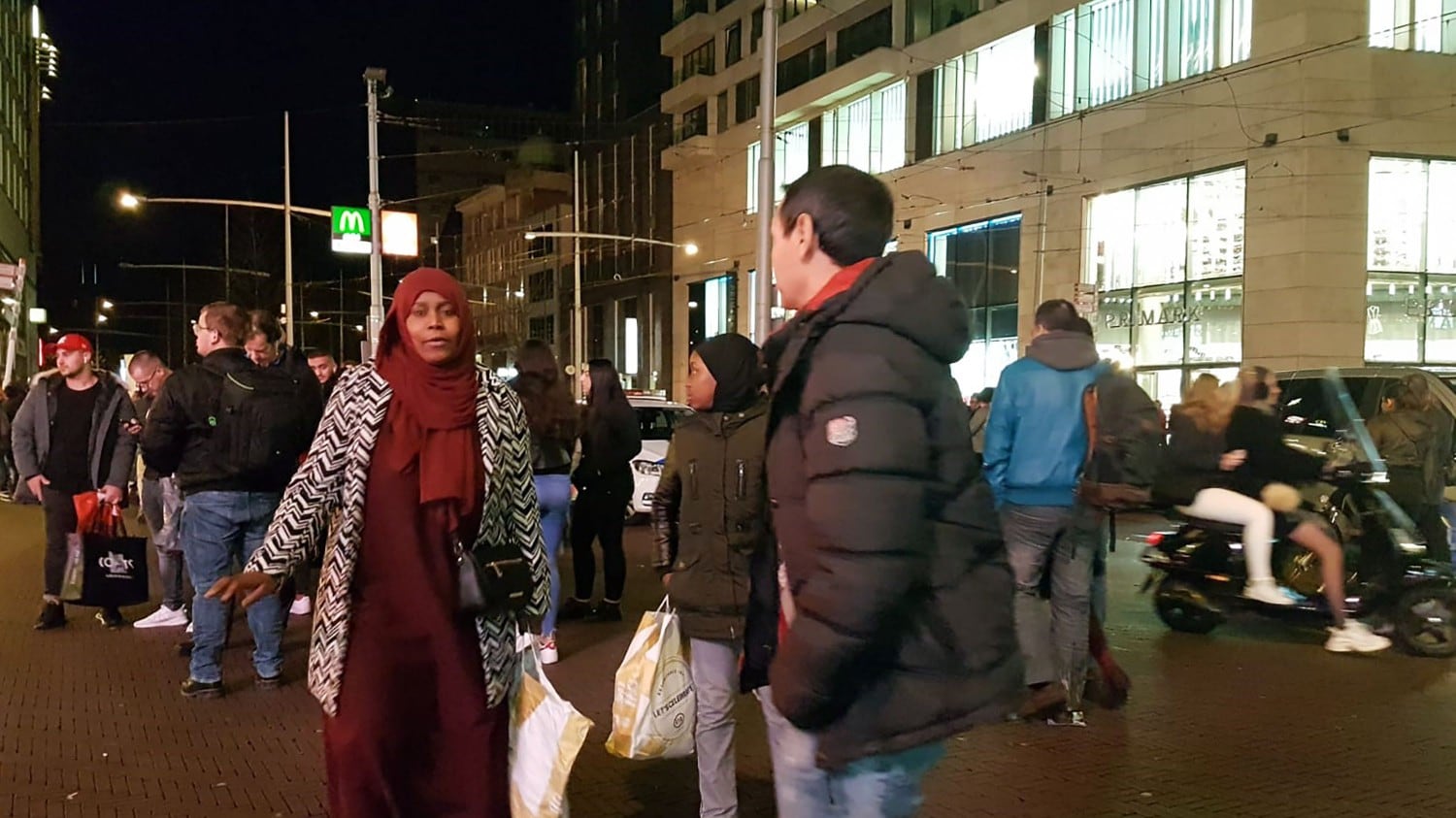 Sangue all'Aia, bomba a Parigi L'Europa ripiomba nella psicosi