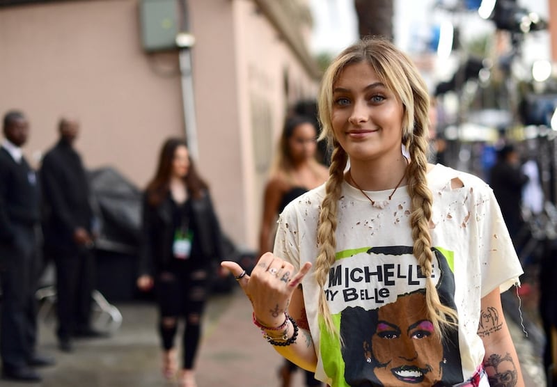Paris Jackson seducente agli Oscar 2018 15