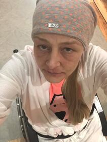 Joanne, invalida dopo il morso della zecca 3