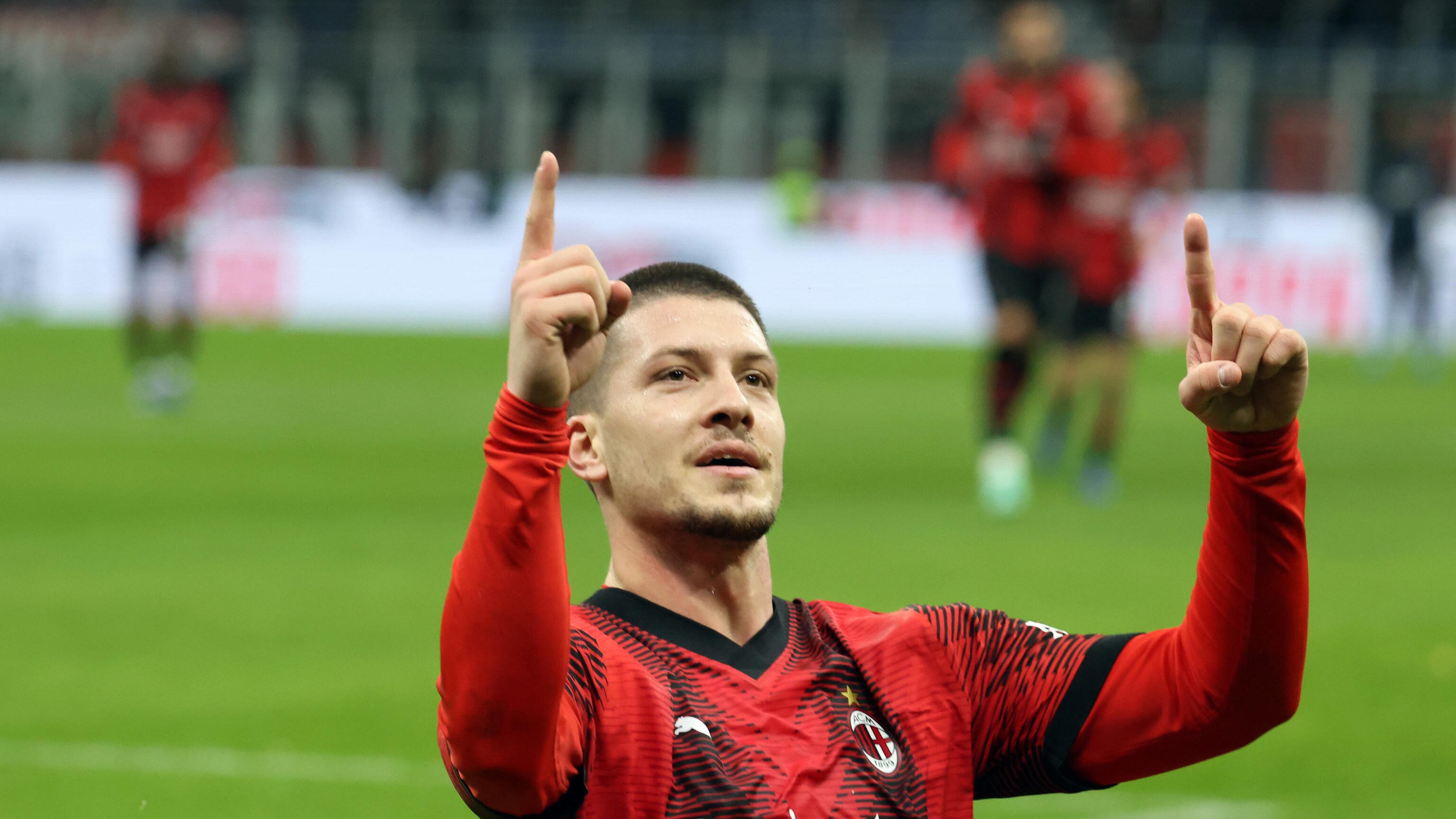 Diavolo, stavolta buone notizie. Segna persino fantasma Jovic