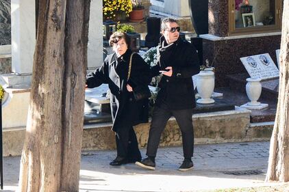 Riina sepolto al cimitero di Corleone 18