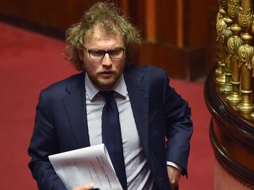 Letta fa fuori Lotti: così i dem si confermano il partito del giustizialismo