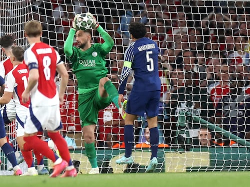 Donnarumma le para tutte: al Psg il primo round contro l’Arsenal
