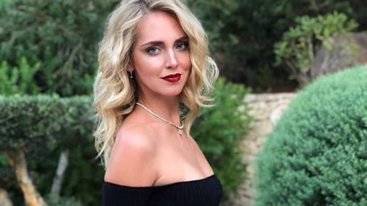 Chiara Ferragni hot su Instagram: "Sei mamma, perché ti conci così?"