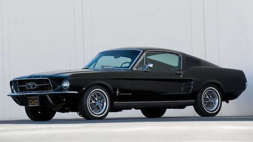 Ford Mustang, guarda le foto di tutte le generazioni 19