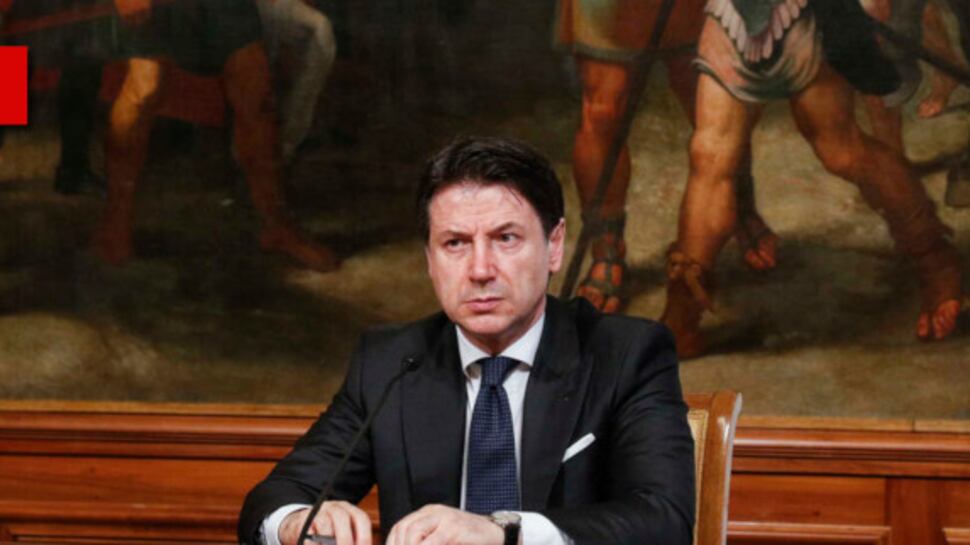 La "gola profonda" su Conte: "Vuol fare lo sceriffo, ma..."