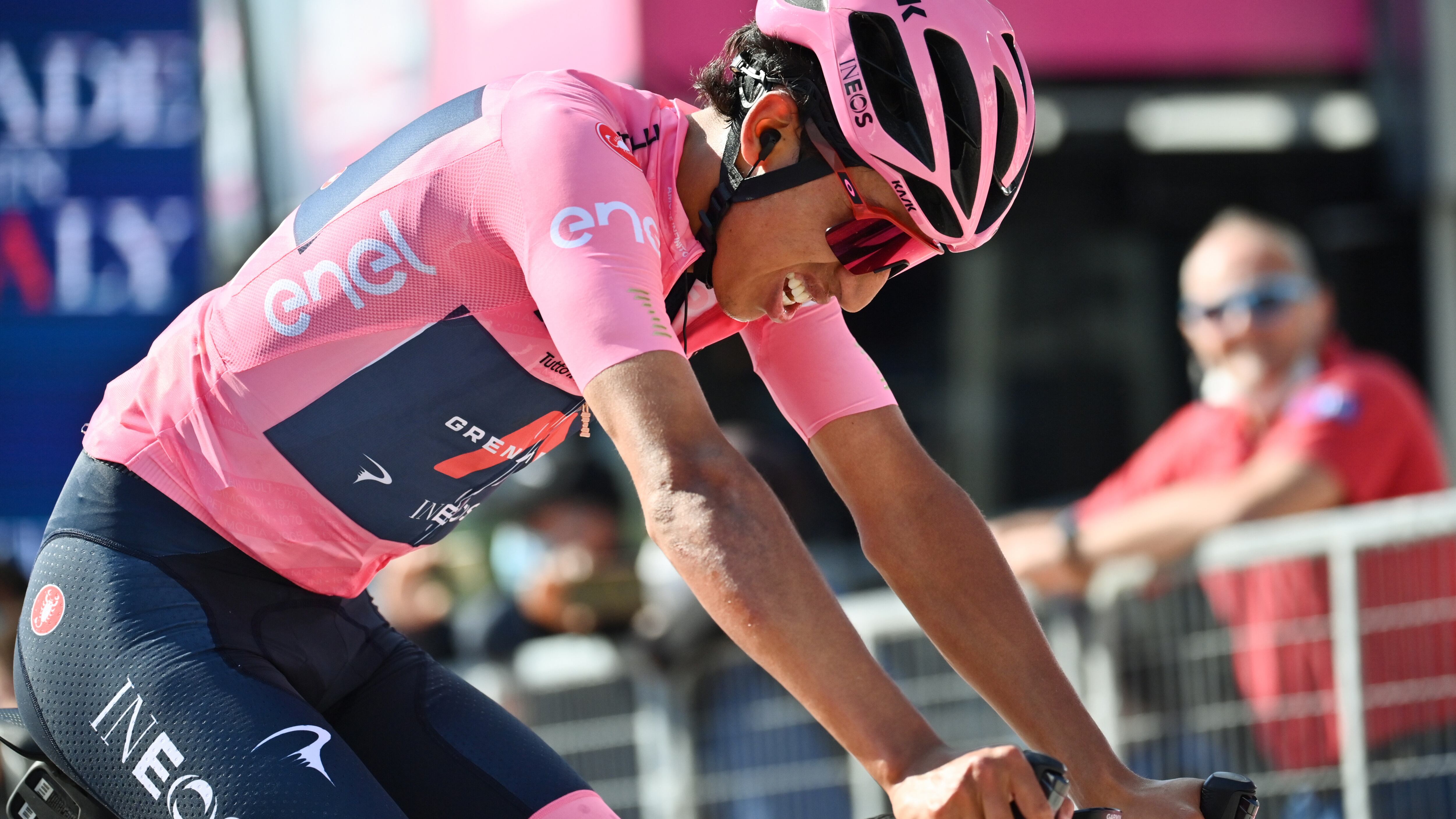 Un altro Giro tra riposo e sole. Soffre Bernal, cuore Nibali