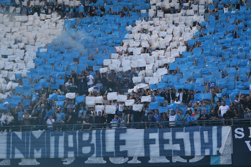 Il Napoli fa festa al Maradona: le immagini della partita con la Fiorentina 17