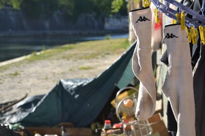 Ecco la Roma sinistra: viaggio lungo il Tevere tra drogati e clochard 8