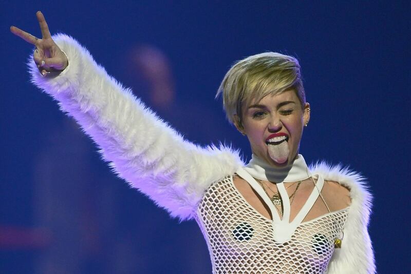 Miley Cyrus sexy ribelle della musica pop 9