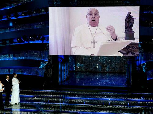 Sanremo, il videomessaggio di papa Francesco: "La musica è strumento di pace"