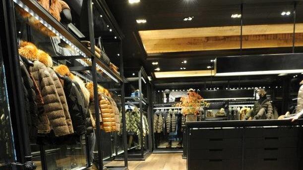 Ora Tamburi punta sui piumini Moncler