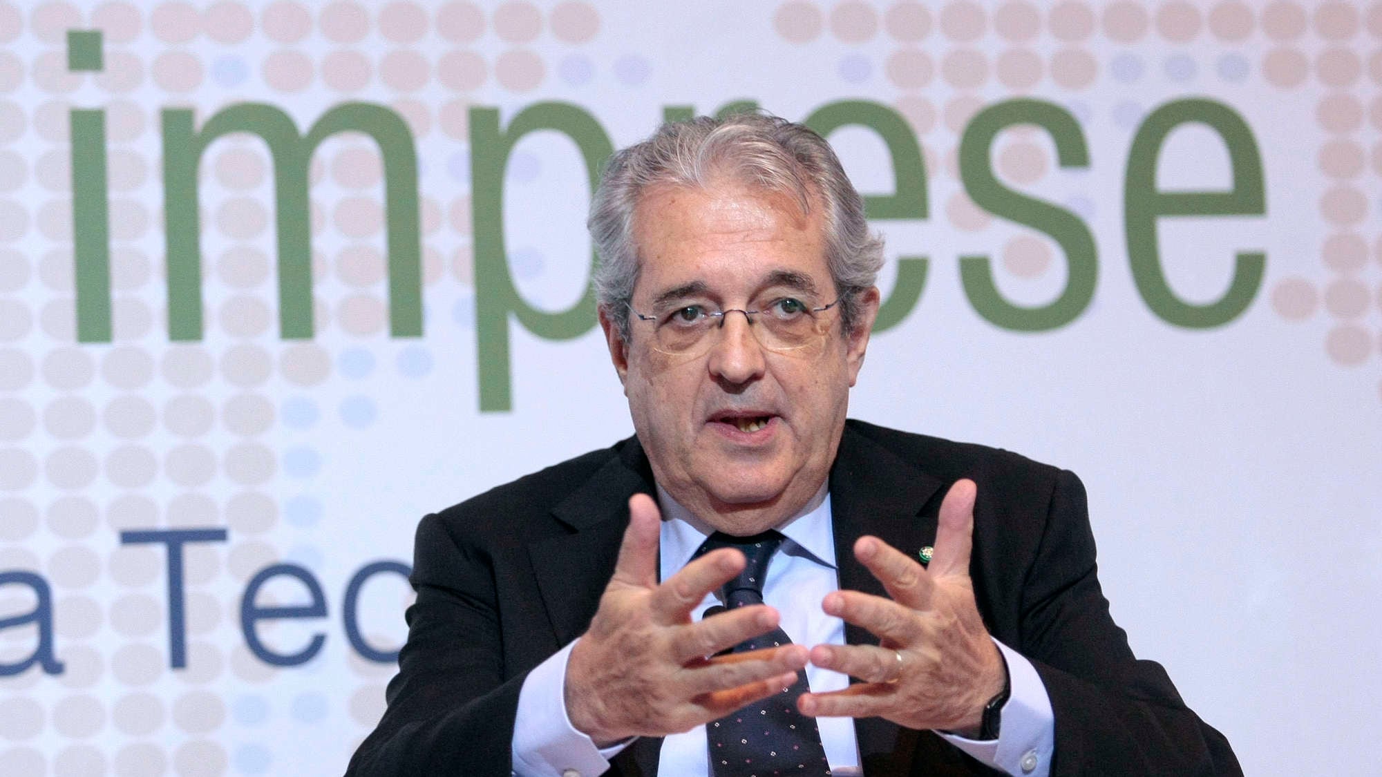 Imu, il Pdl apre alla service tax: "Ma la prima casa non si tocca"