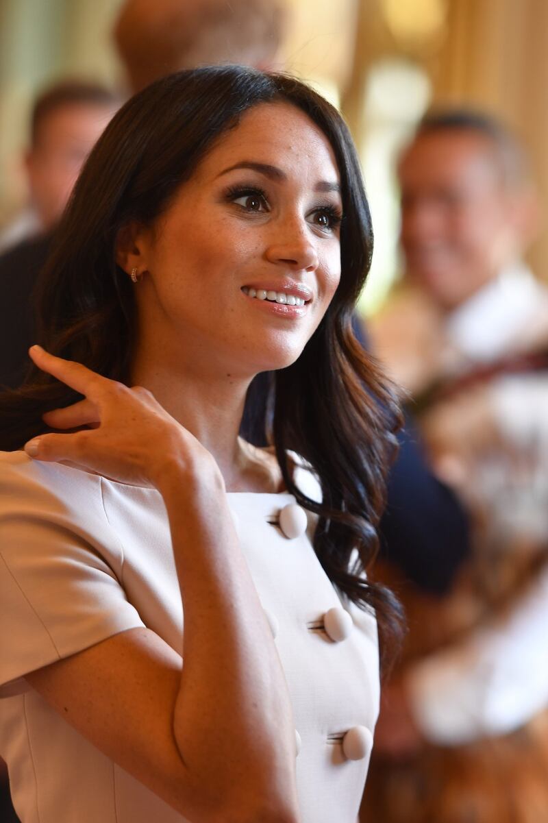 Meghan Markle elegante tra i futuri leader 4
