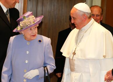 Elisabetta II e Papa Francesco 1