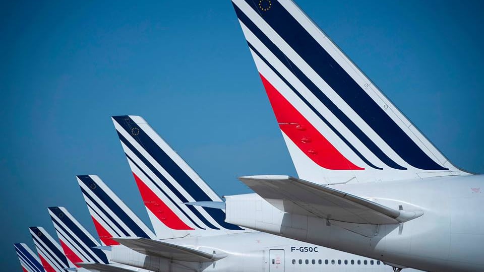 Identificato il ragazzino trovato morto nel carrello di un aereo