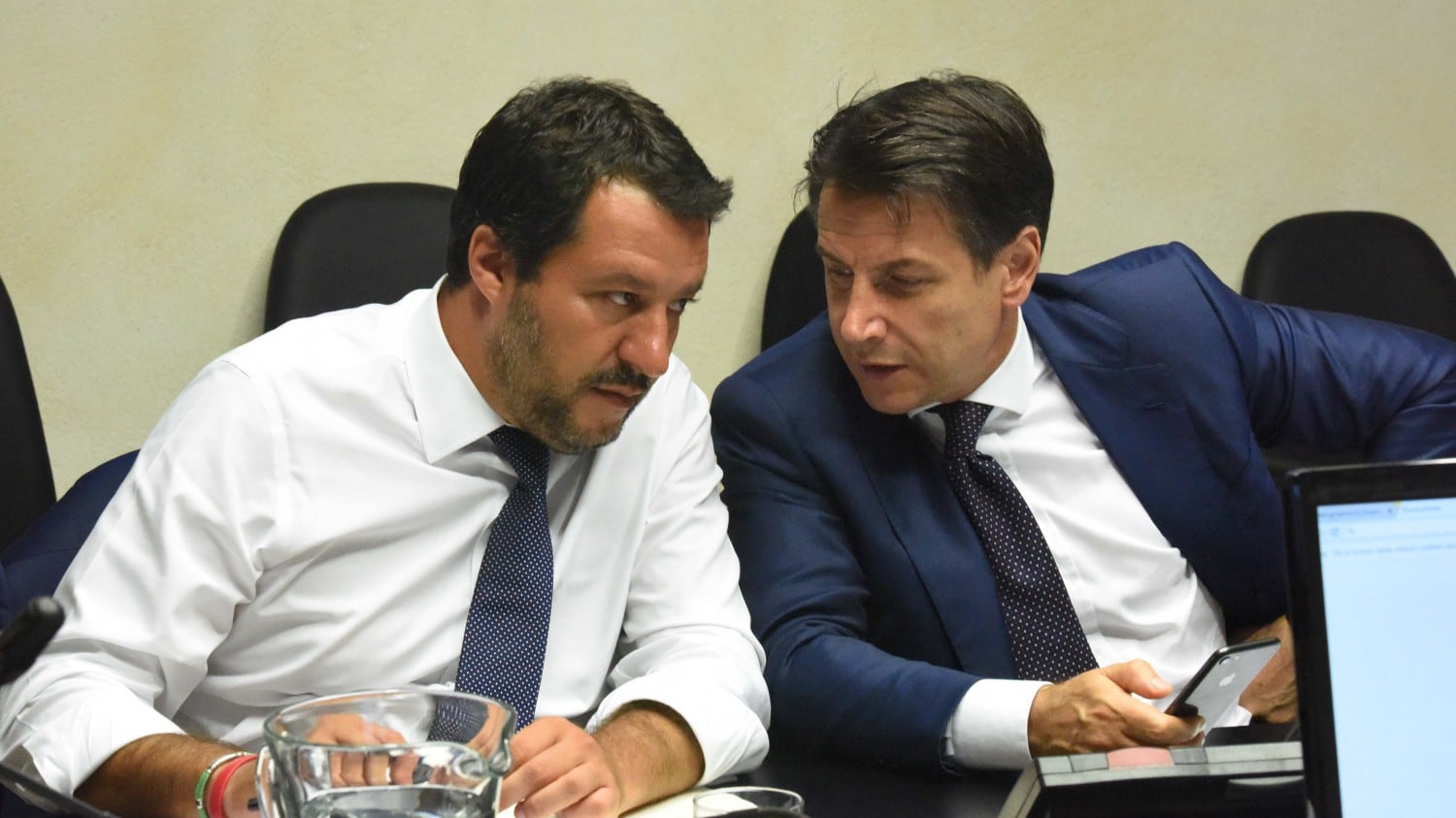 "Sequestro di persona". La voglia dei pm di processare Salvini