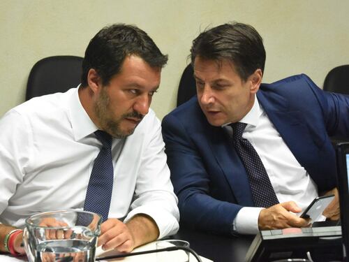 Salvini: "Proveranno a stroncarci con spread e rating"