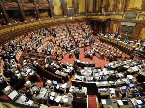 L'impeachment spacca i Cinque Stelle: "Non sapevamo nulla fino all'ultimo"