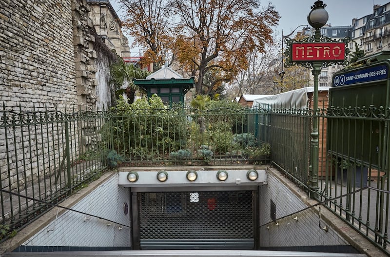 Sciopero in tutta la Francia contro la riforma delle pensioni nel programma di Macron 2